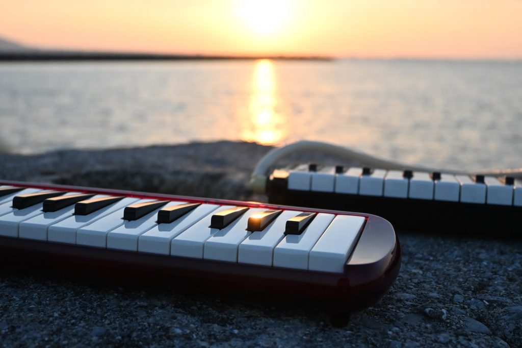 鍵盤ハーモニカ